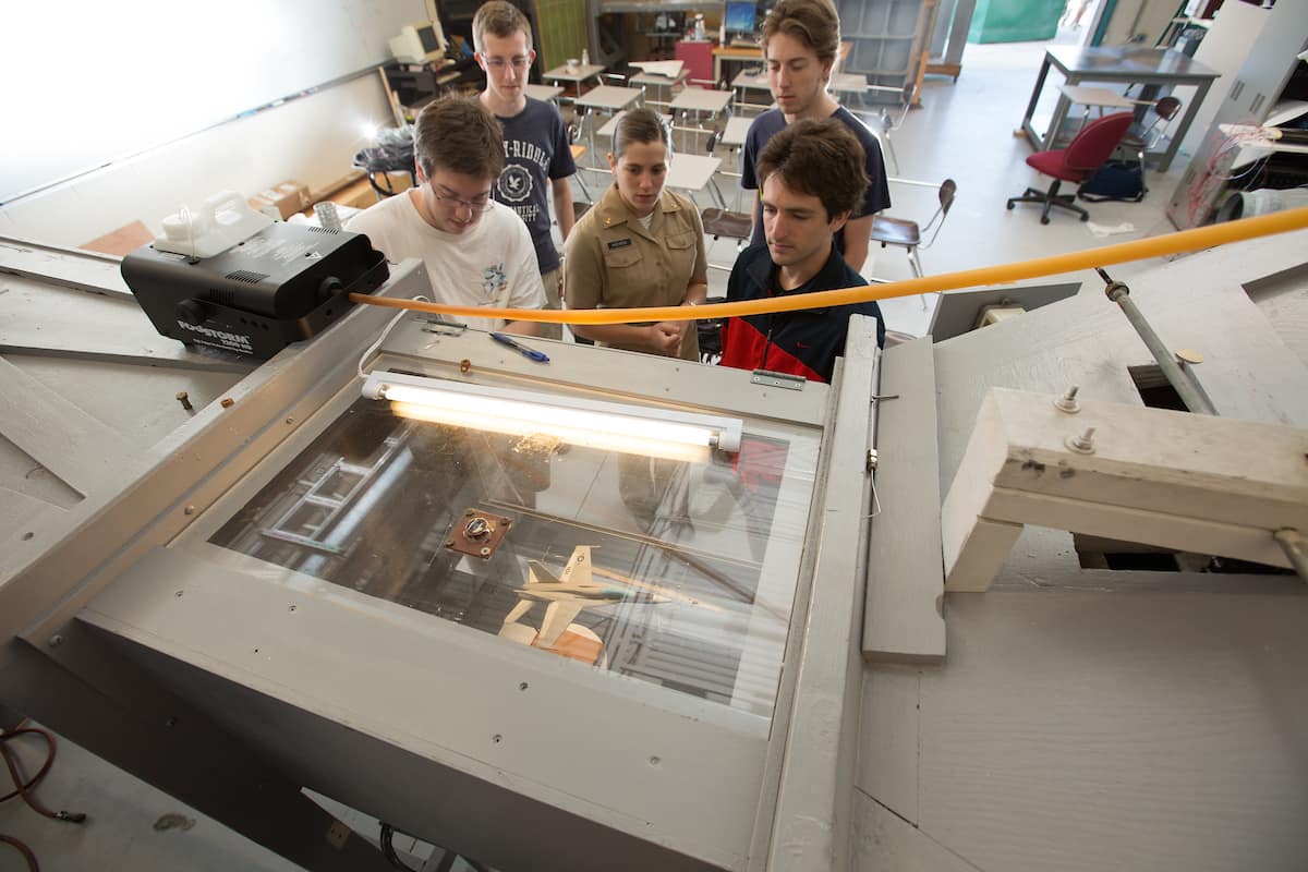 wind-tunnel-laboratory-embry-riddle-aeronautical-university-daytona