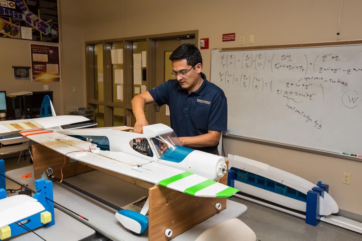 Hever Moncayo working on model plane