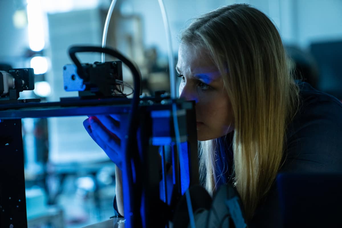 woman in the Thermal Science Lab