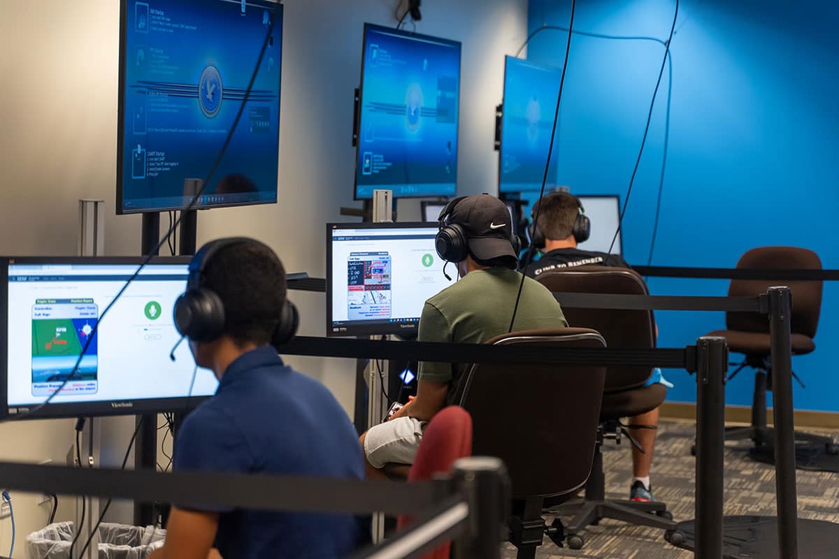 Students in the Preflight Immersion Lab