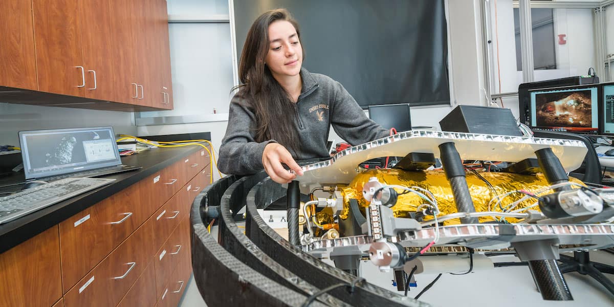 an erau graduate student in a lab