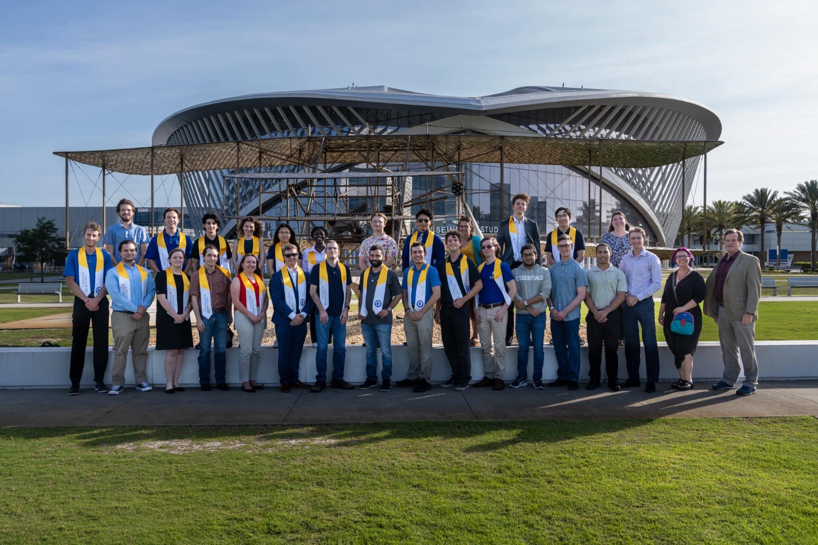 Honors Graduating Class in front of the Student Union