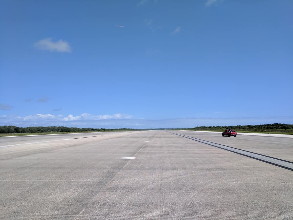 Dual aircraft platform runway