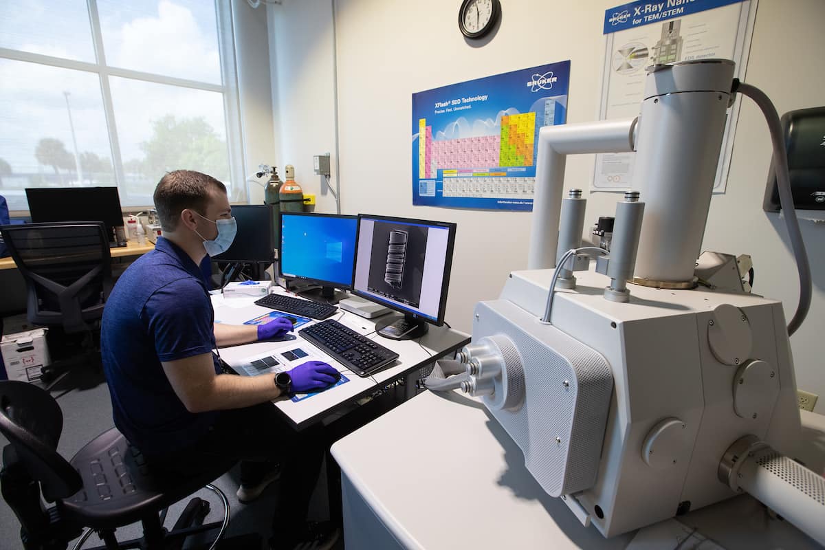 A students uses the Scanning Electron Microscope