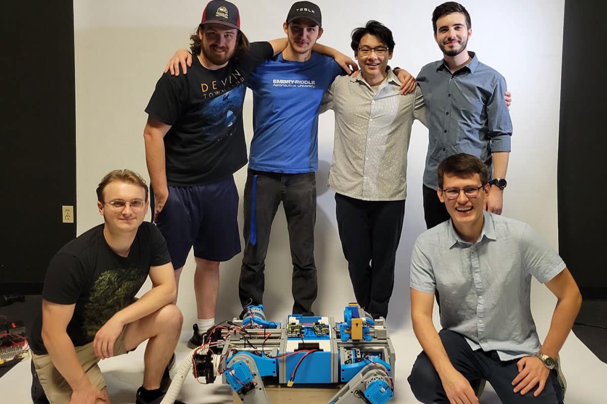 Members of the Robotics and Uncrewed Systems Lab