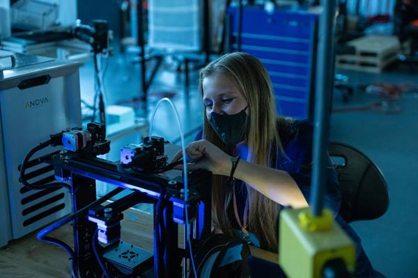 Ph.D. student Melissa A. Messenger, winner of a five-year National Science Foundation Graduate Research Fellowship, works to refine phase-changing materials at Embry-Riddle’s Research Park, in the Thermal Science Laboratory. (Photo: Embry-Riddle/Daryl LaBello)