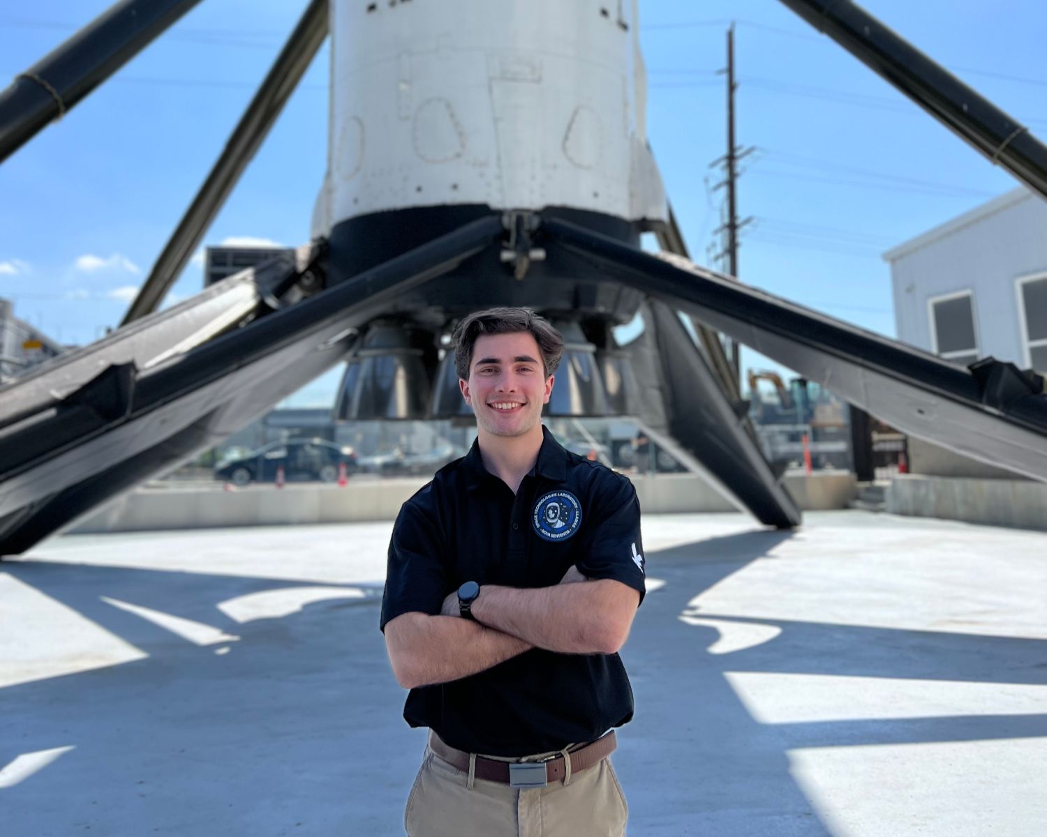 Student Jarred Jordan ('23) standing in front of a SpaceX rocket. (Photo: Jarred Jordan)